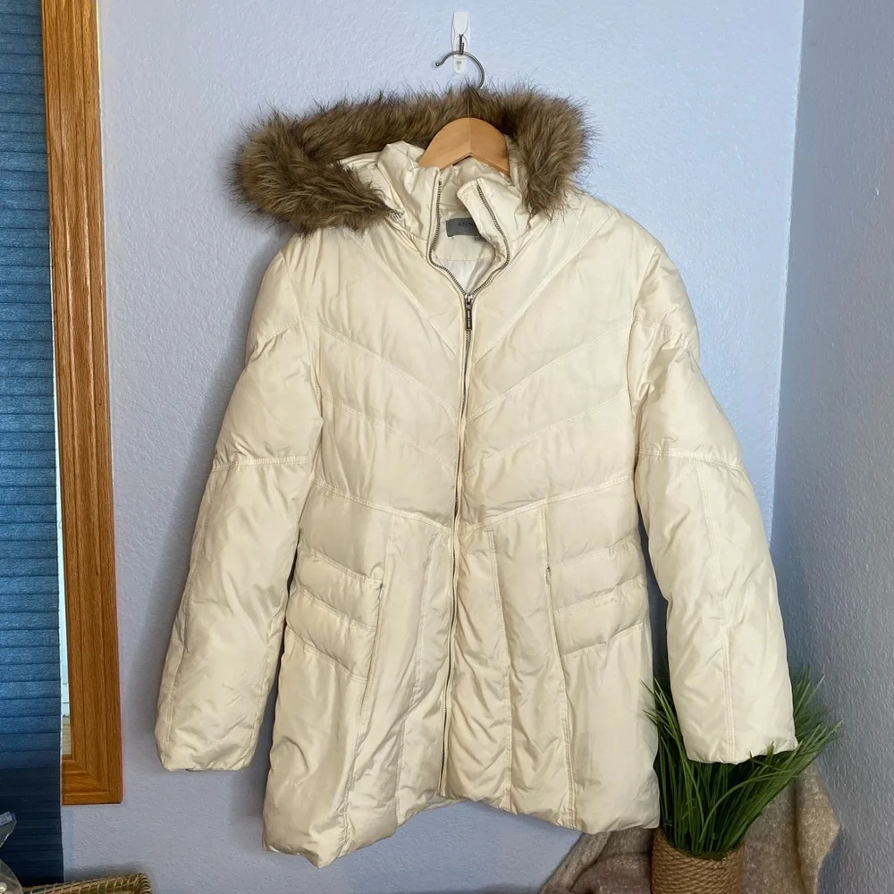 Ann Klein cream colored large down like puffer coat with hood - Picture 1 of 8